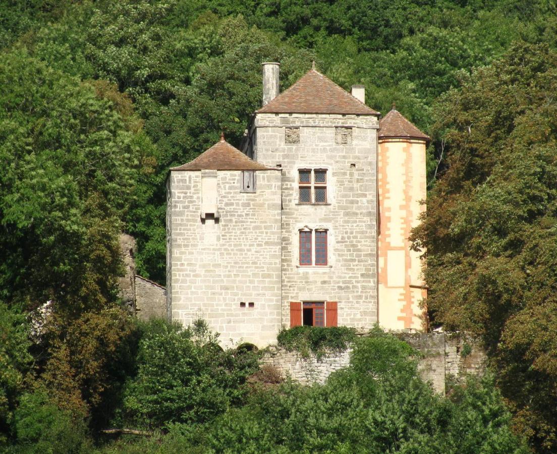 Chateau De Champrenault, Voyagez Dans Le Temps Exterior foto